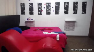 Blonde camgirl wants to be creampied