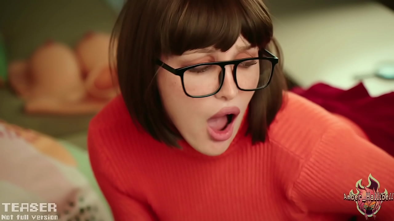 Amber Hallibell is a very slutty Velma