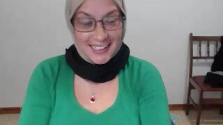 WetSweetKim undresses as fast as she can