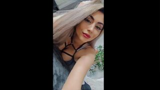 CelineMeyerr's look makes you want her too much