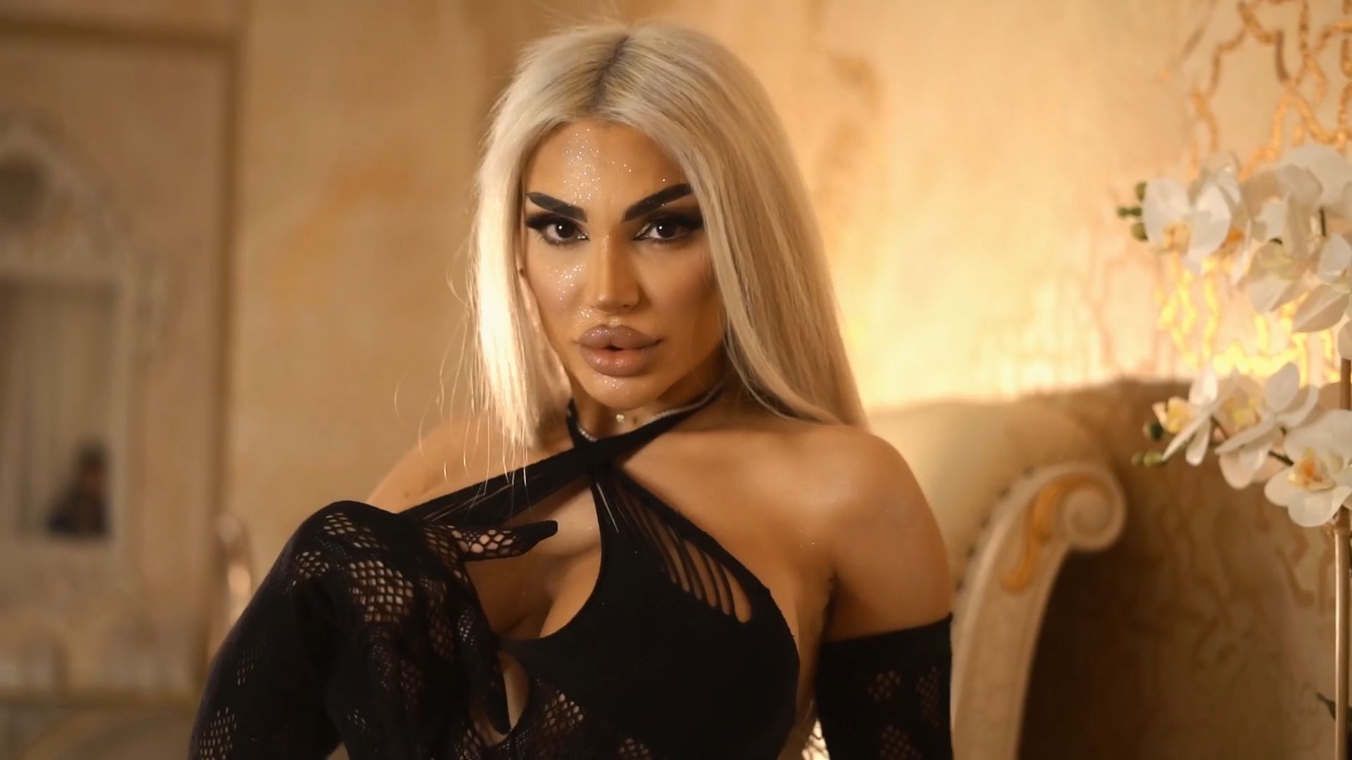 Kym is the most erotic and sexy blonde ever